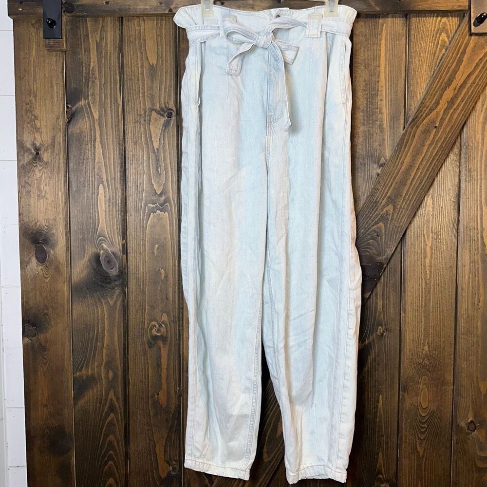 POLO RALPH LAUREN Cayuga Wash Tapered Belted Denim Pants